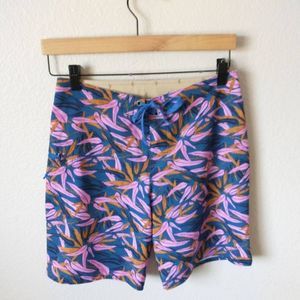 Patagonia Women's Stretch Hydropeak 8" Board Shorts in Pink/Blue | 0